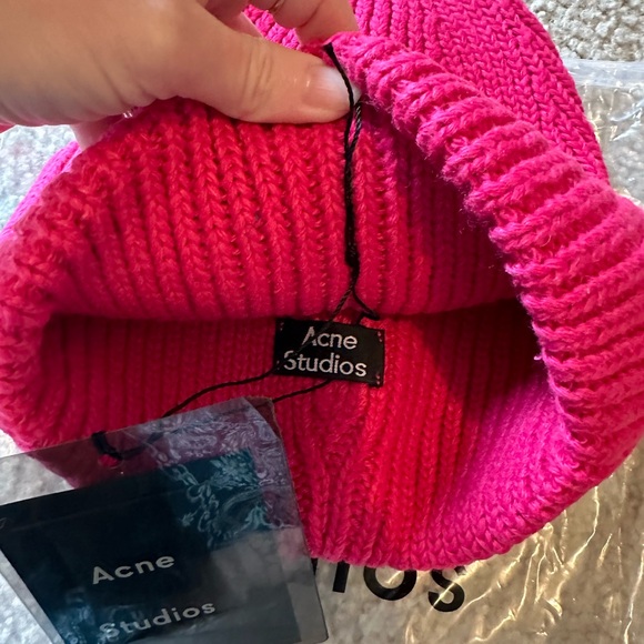 COPY - Acne Studios beanie, hat, hot pink, never worn - Picture 4 of 6